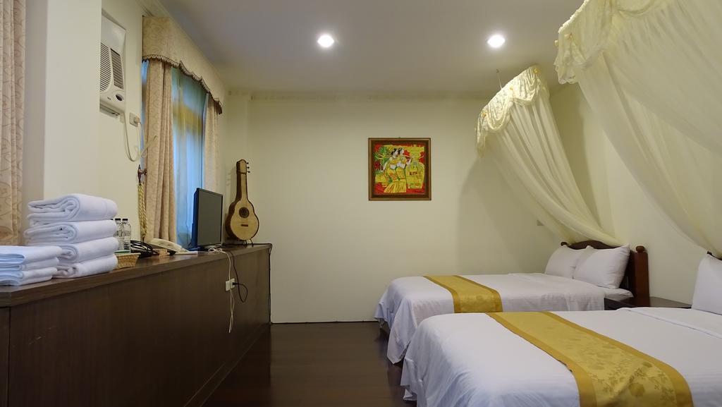 Emoonten Homestay Sanzhi Екстер'єр фото