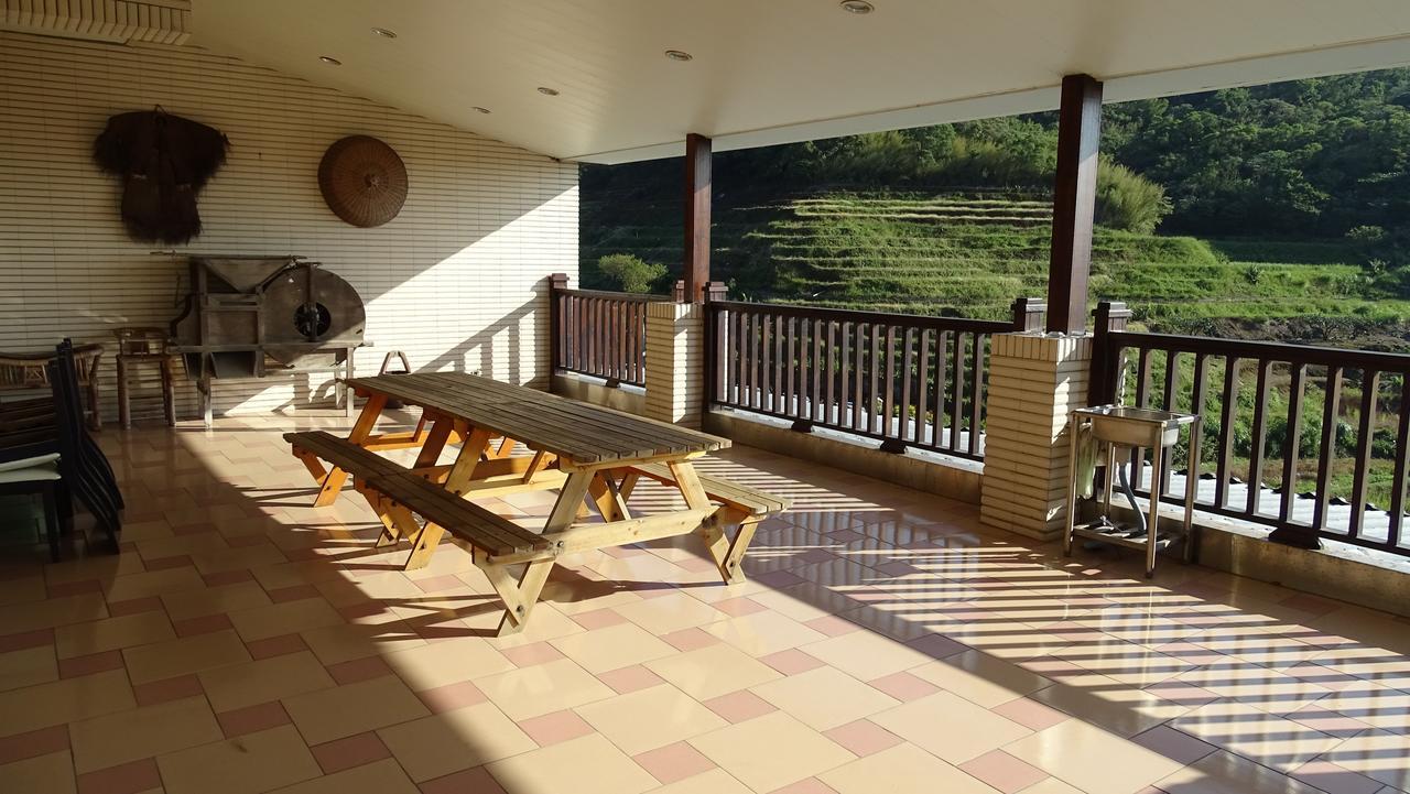 Emoonten Homestay Sanzhi Екстер'єр фото
