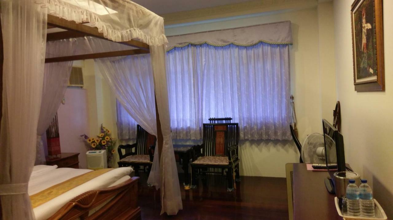 Emoonten Homestay Sanzhi Екстер'єр фото