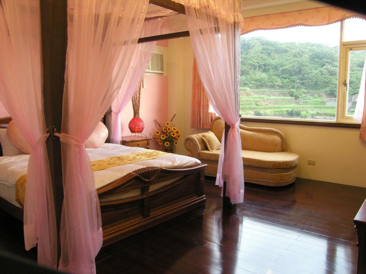Emoonten Homestay Sanzhi Екстер'єр фото